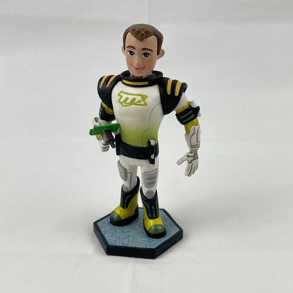 Disney Miles From Tomorrowland Callisto Family Figurine Set Galatech 5 Pieces - Picture 6 of 9